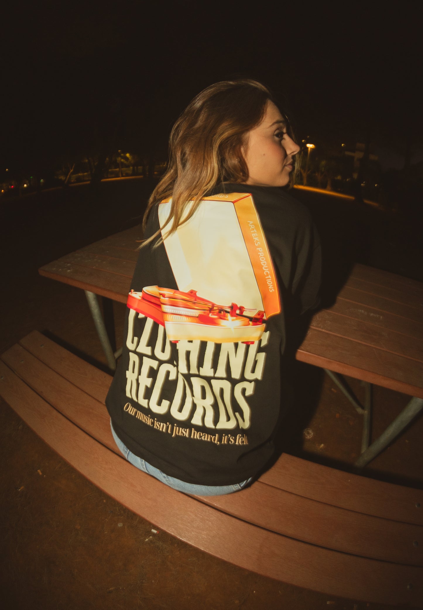 RECORDS T`