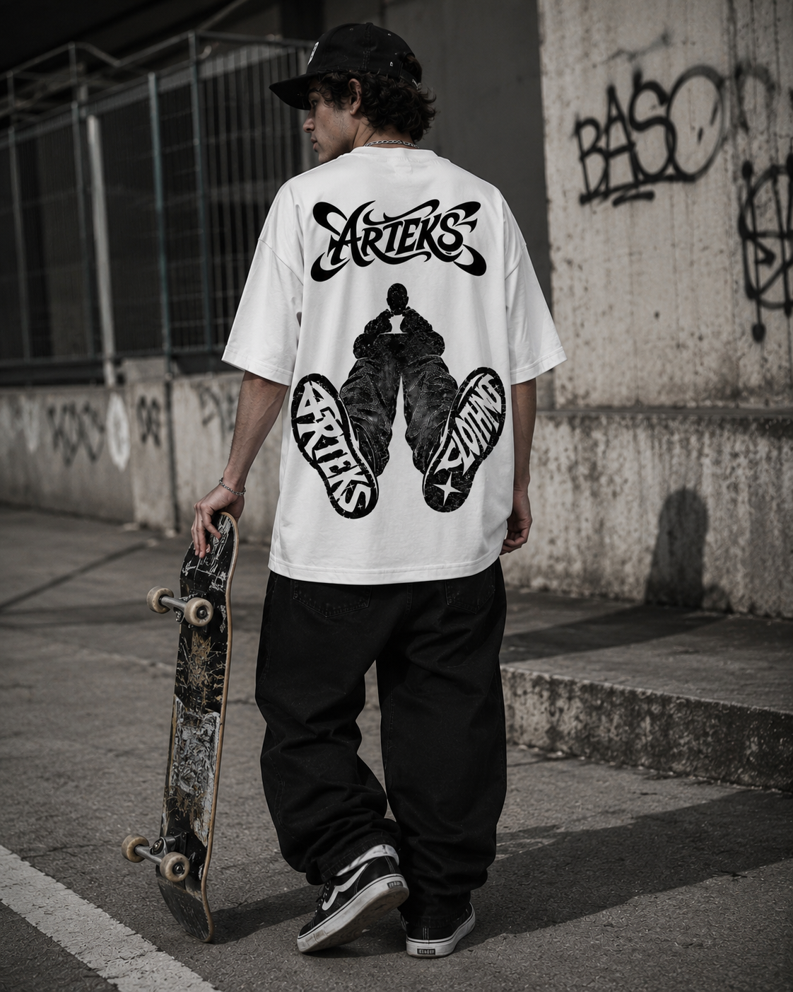 AK WHITE T